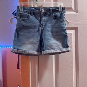 Hot kiss light shorts